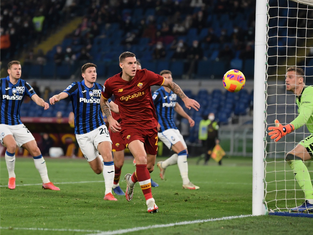 世预赛首战客场战胜泰国，中国男足迈出坚实第一步